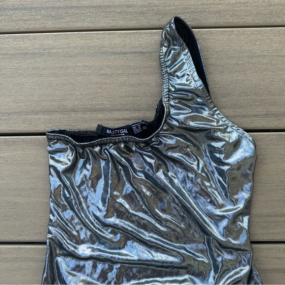 Nasty Gal Metallic One-Shoulder Bodysuit - Picture 2 of 3